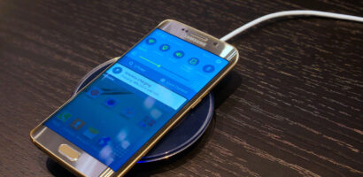 أفضل 7 هواتف تدّعم تقنية الشحن اللاسلكي 2019 مع المواصفات ومميزات كل موبايل